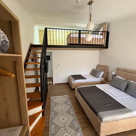 Salillari Guest House Μπεράτ Εξωτερικό φωτογραφία