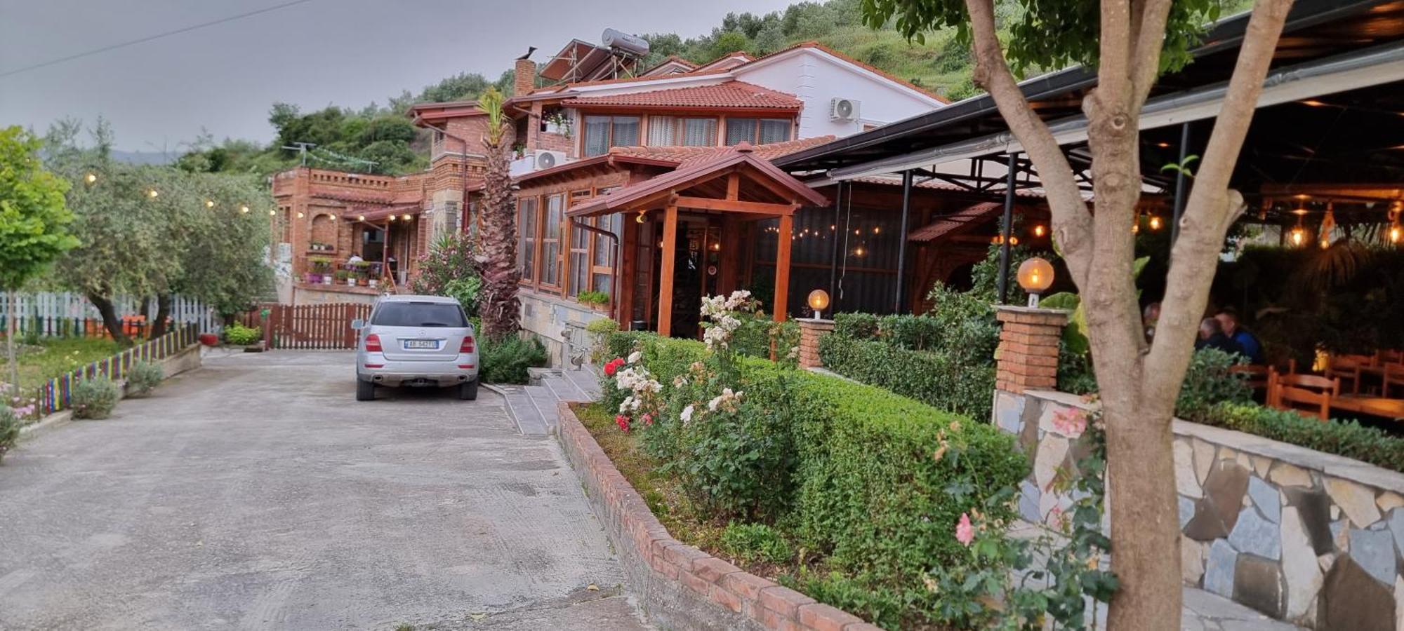 Salillari Guest House Μπεράτ Εξωτερικό φωτογραφία
