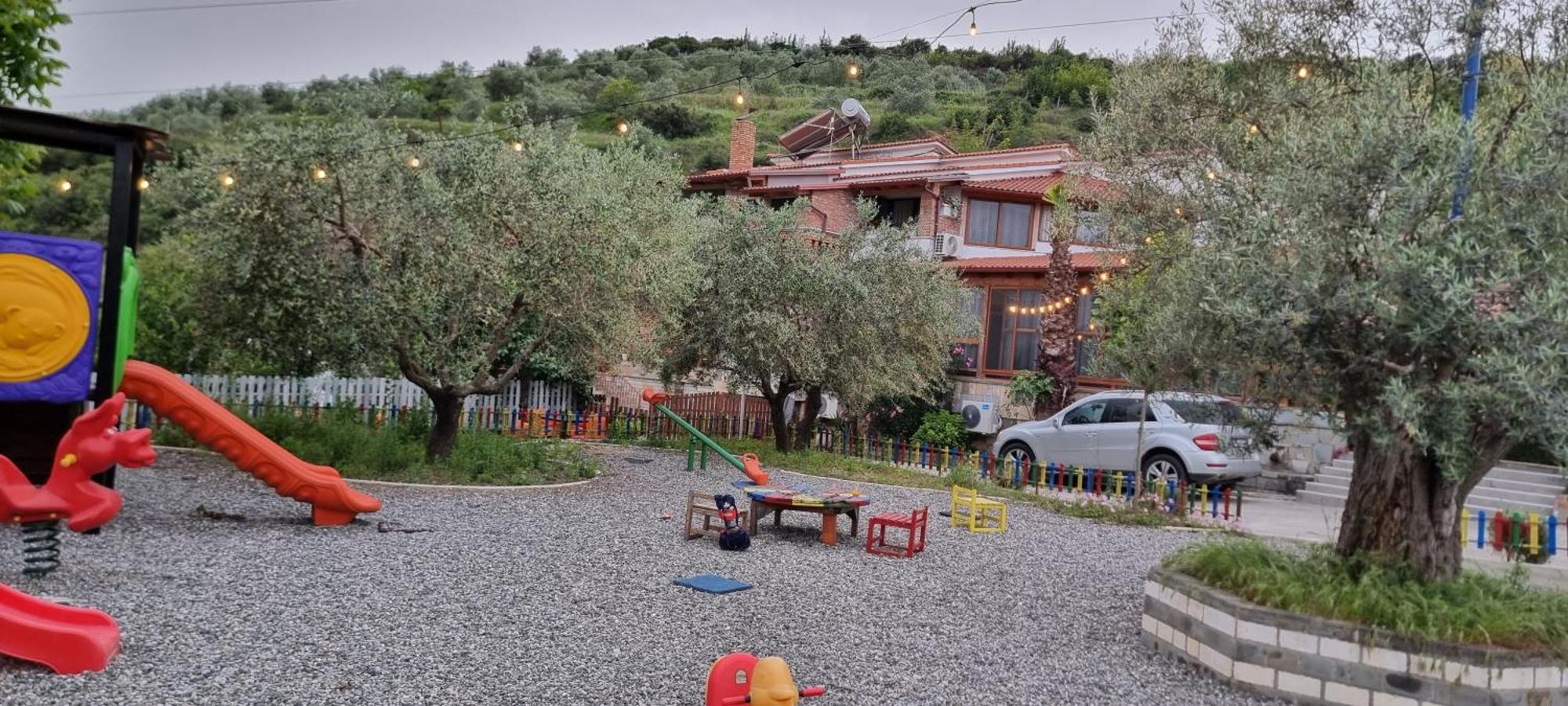 Salillari Guest House Μπεράτ Εξωτερικό φωτογραφία