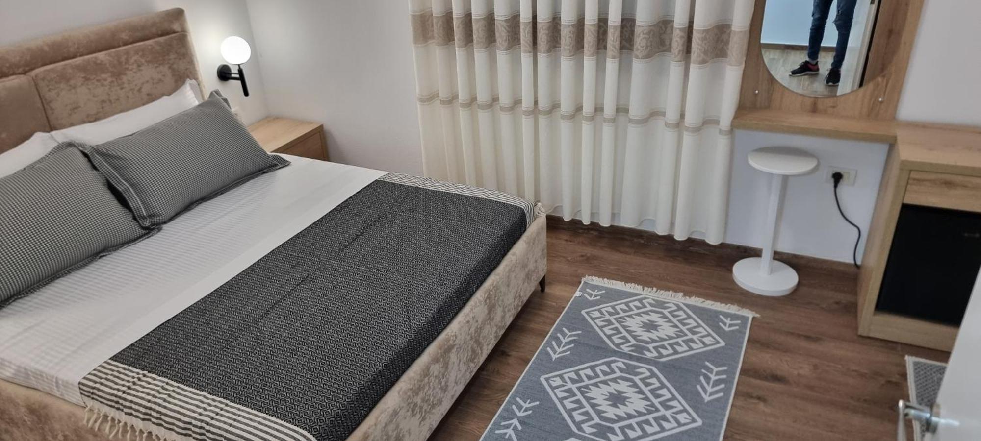 Salillari Guest House Μπεράτ Εξωτερικό φωτογραφία
