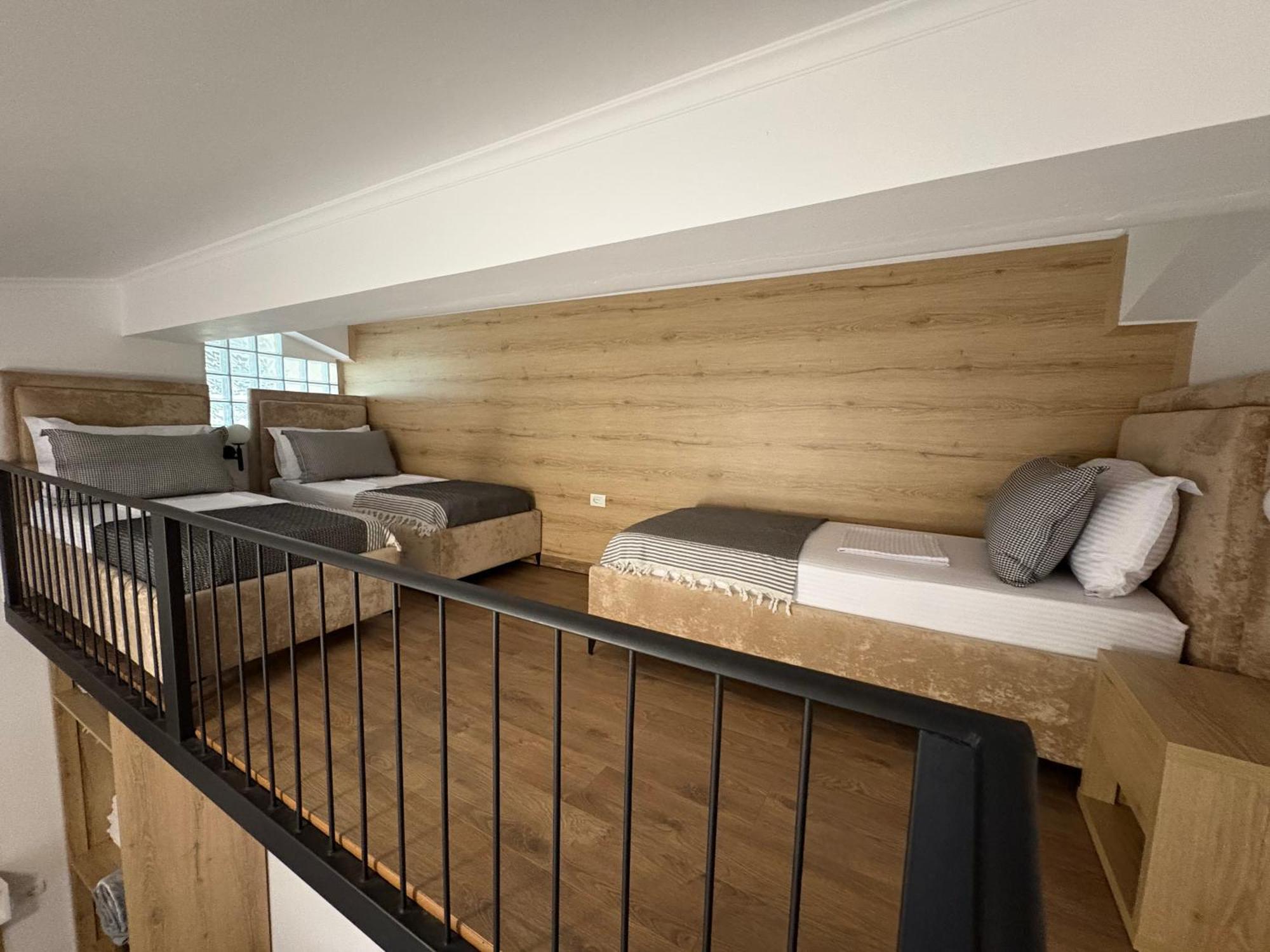 Salillari Guest House Μπεράτ Εξωτερικό φωτογραφία