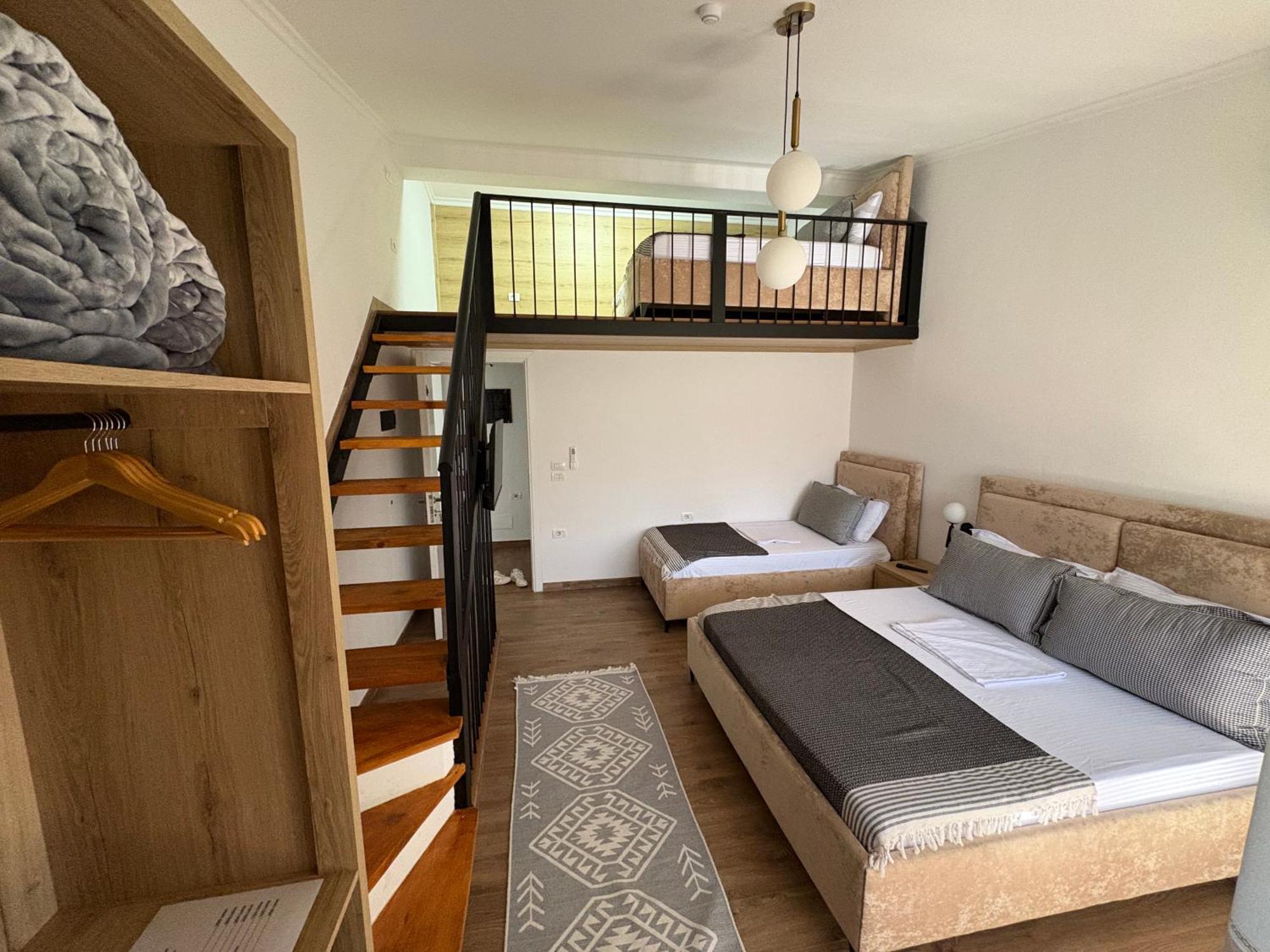Salillari Guest House Μπεράτ Εξωτερικό φωτογραφία