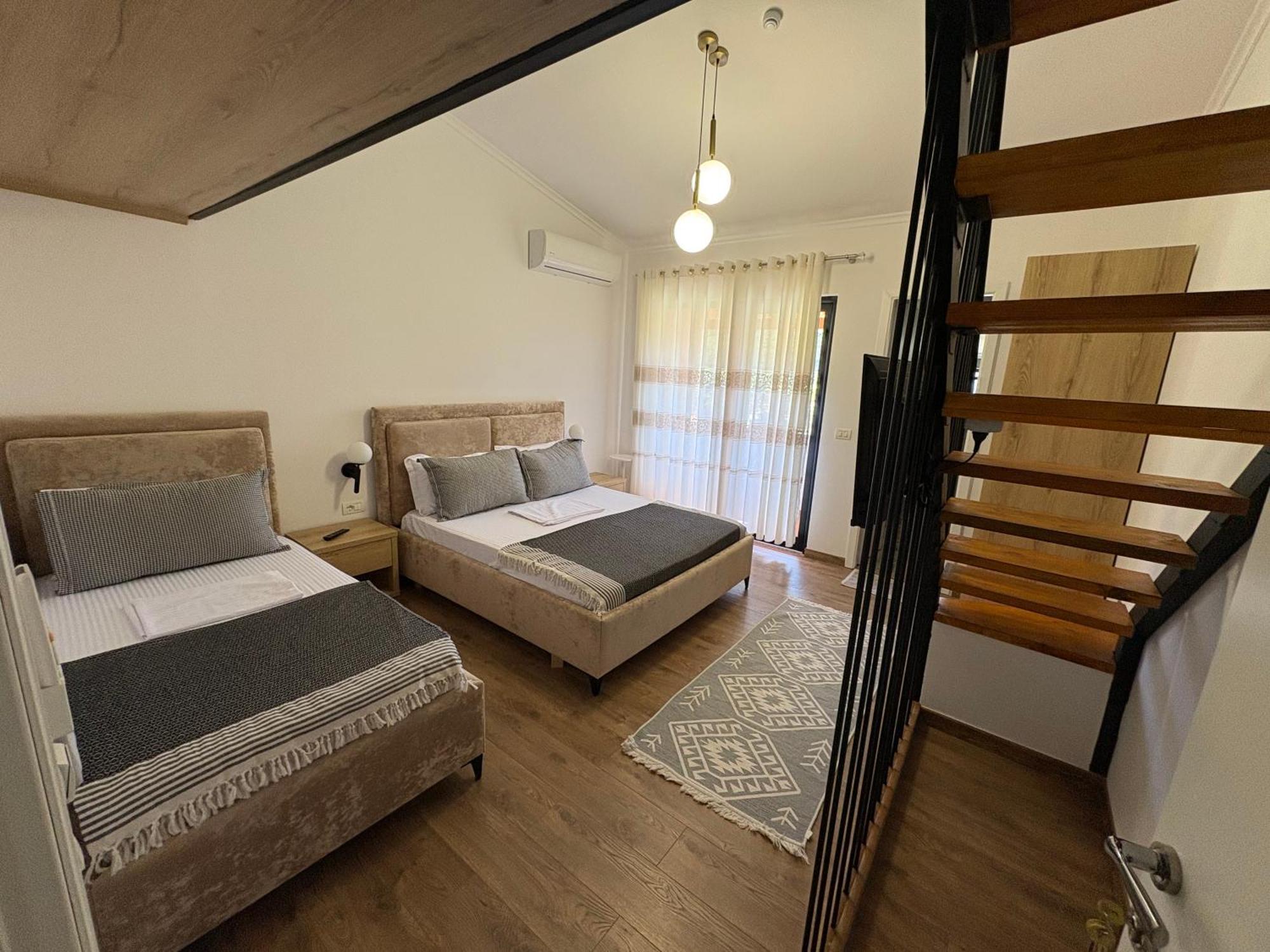 Salillari Guest House Μπεράτ Εξωτερικό φωτογραφία